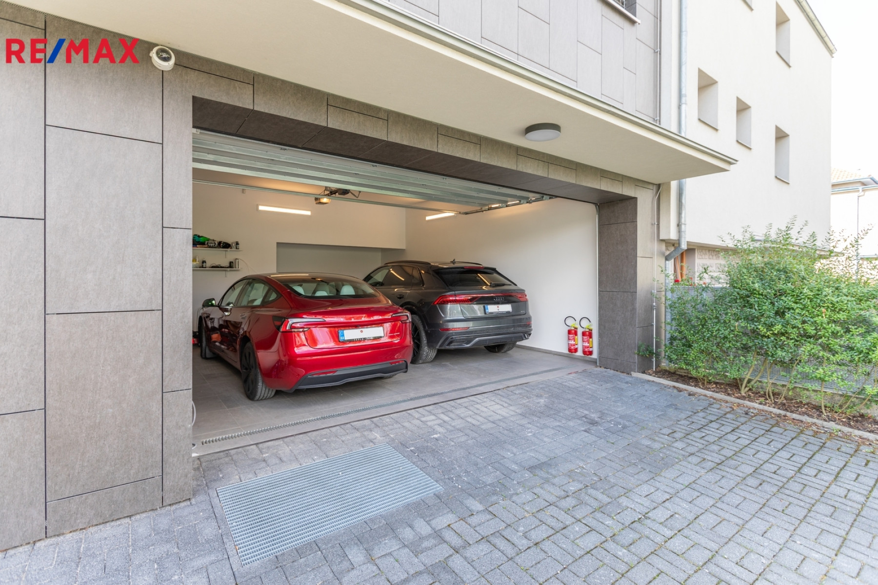 Pronájem vily 7+kk, 339 m², Praha - Ruzyně