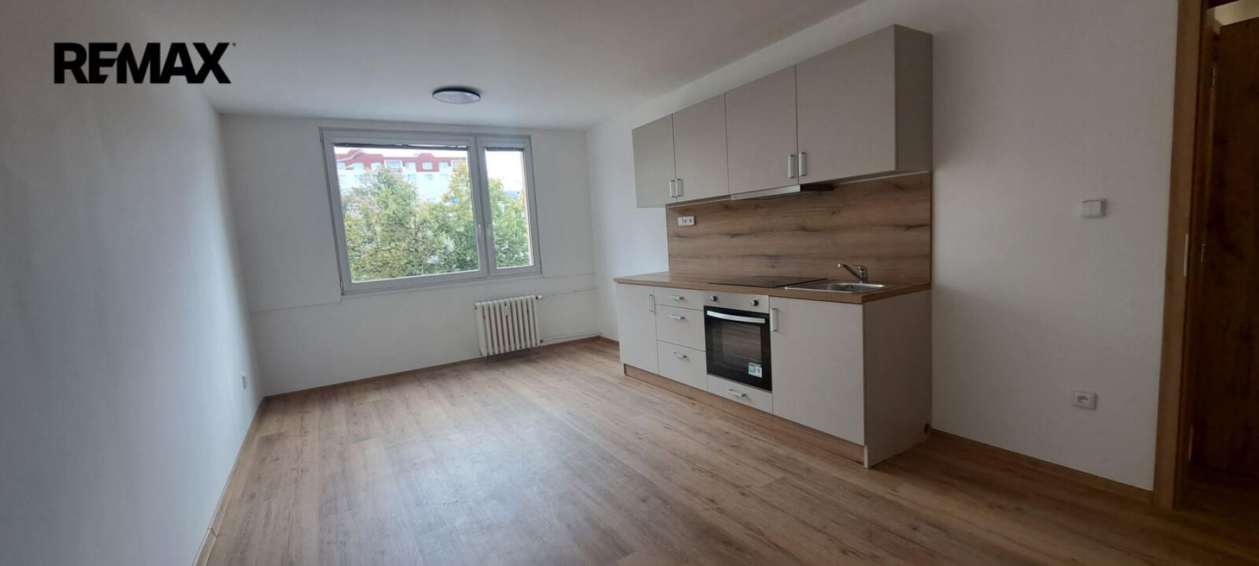 Pronájem pěkného světlého bytu 3+kk se sklepem, Ústí nad Labem