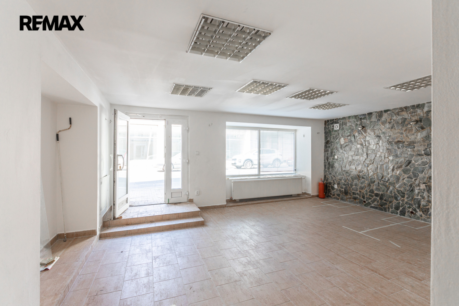 Prodej činžovního domu se zahradou a komerčním prostorem, centrum Varnsdorfu
