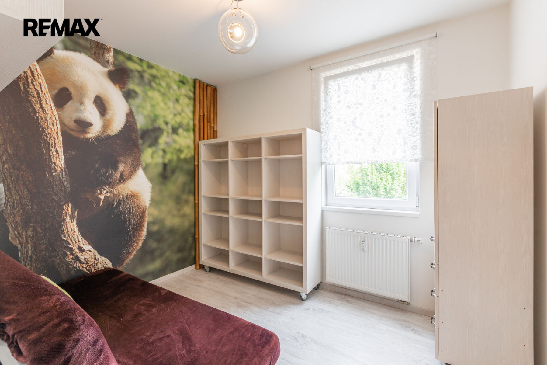 Skvělý byt 3+kk s velkou terasou a parkovacím stáním v Čakovickém parku k pronájmu