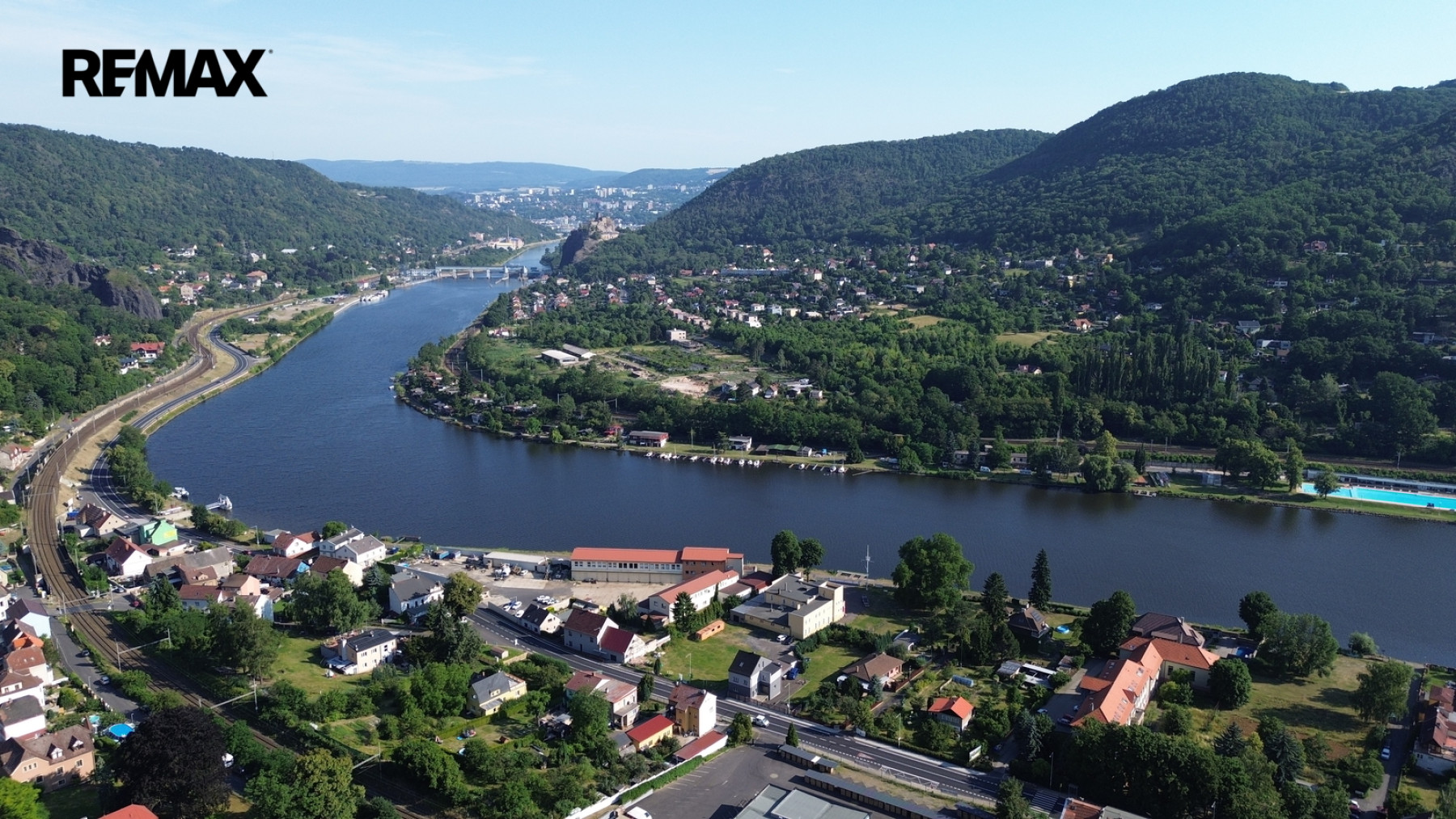 Prodej stavebního pozemku 907m2 Vaňov, Ústí nad Labem