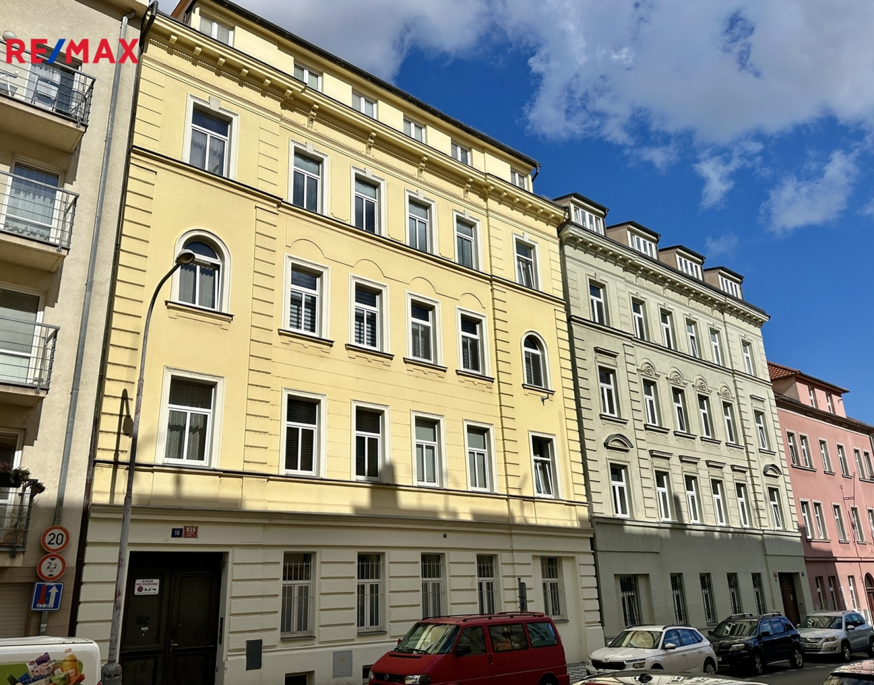 Prodej bytového domu v ulici Na Neklance, Praha 5 - Smíchov
