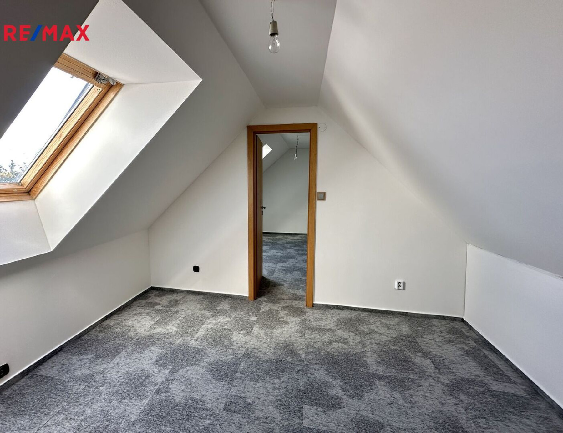 Prodej stavebního pozemku 112 m2, Praha 8