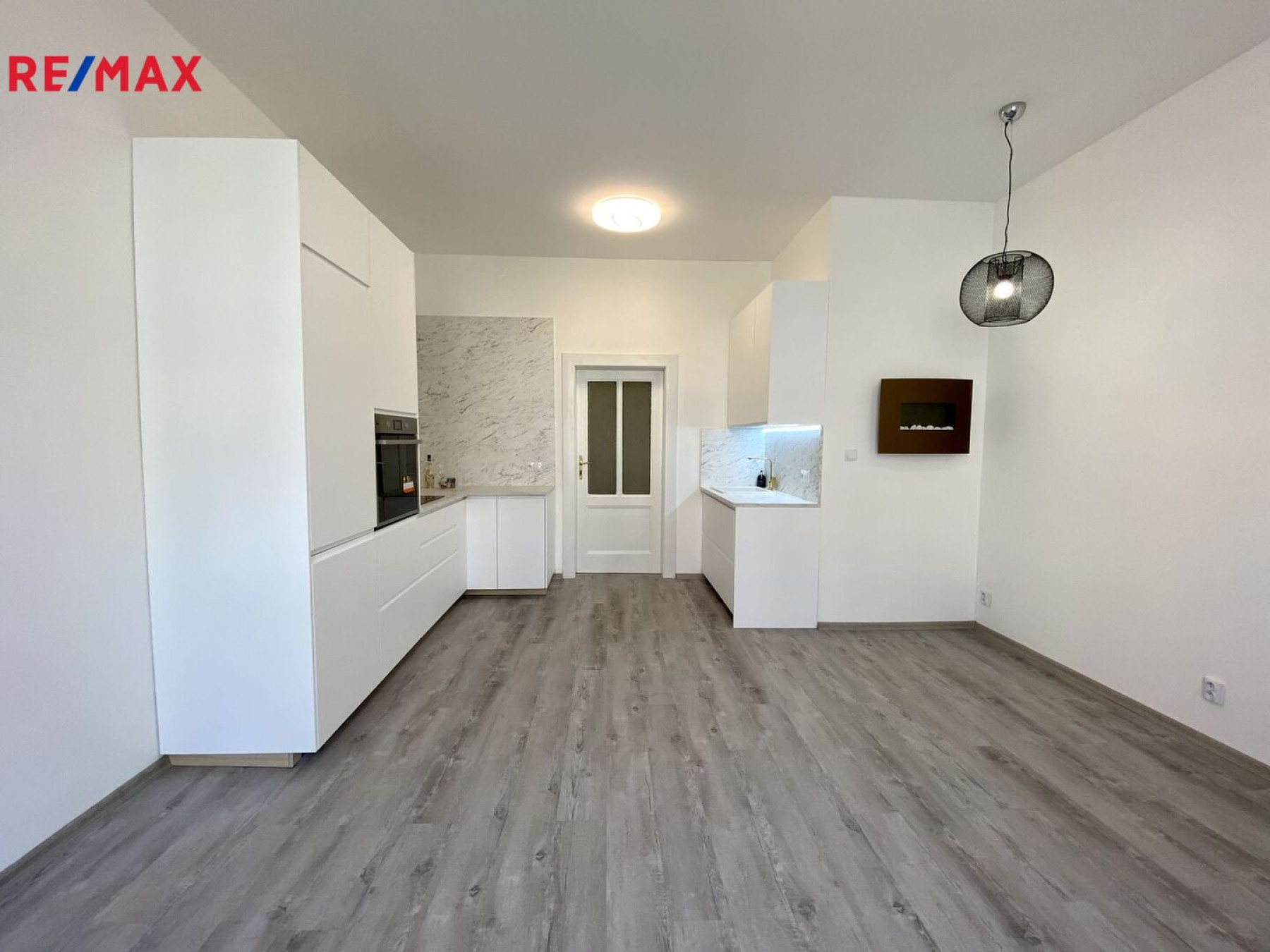 Prodej prostorného bytu po rekonstrukci 3+kk, 100 m2, Praha 1 - Nové Město