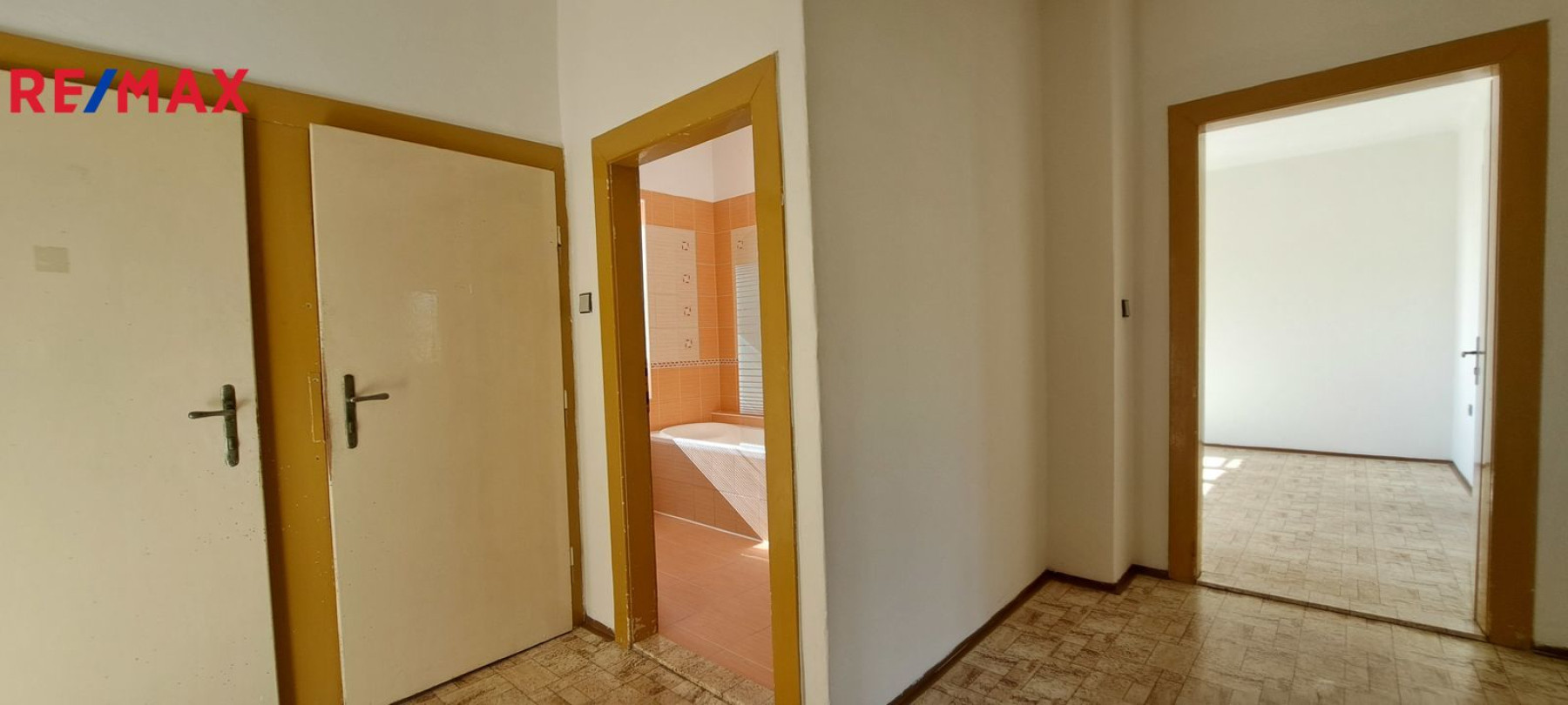Prodej prostorného bytu 2+1, 74 m2, Dvůr Králové nad Labem