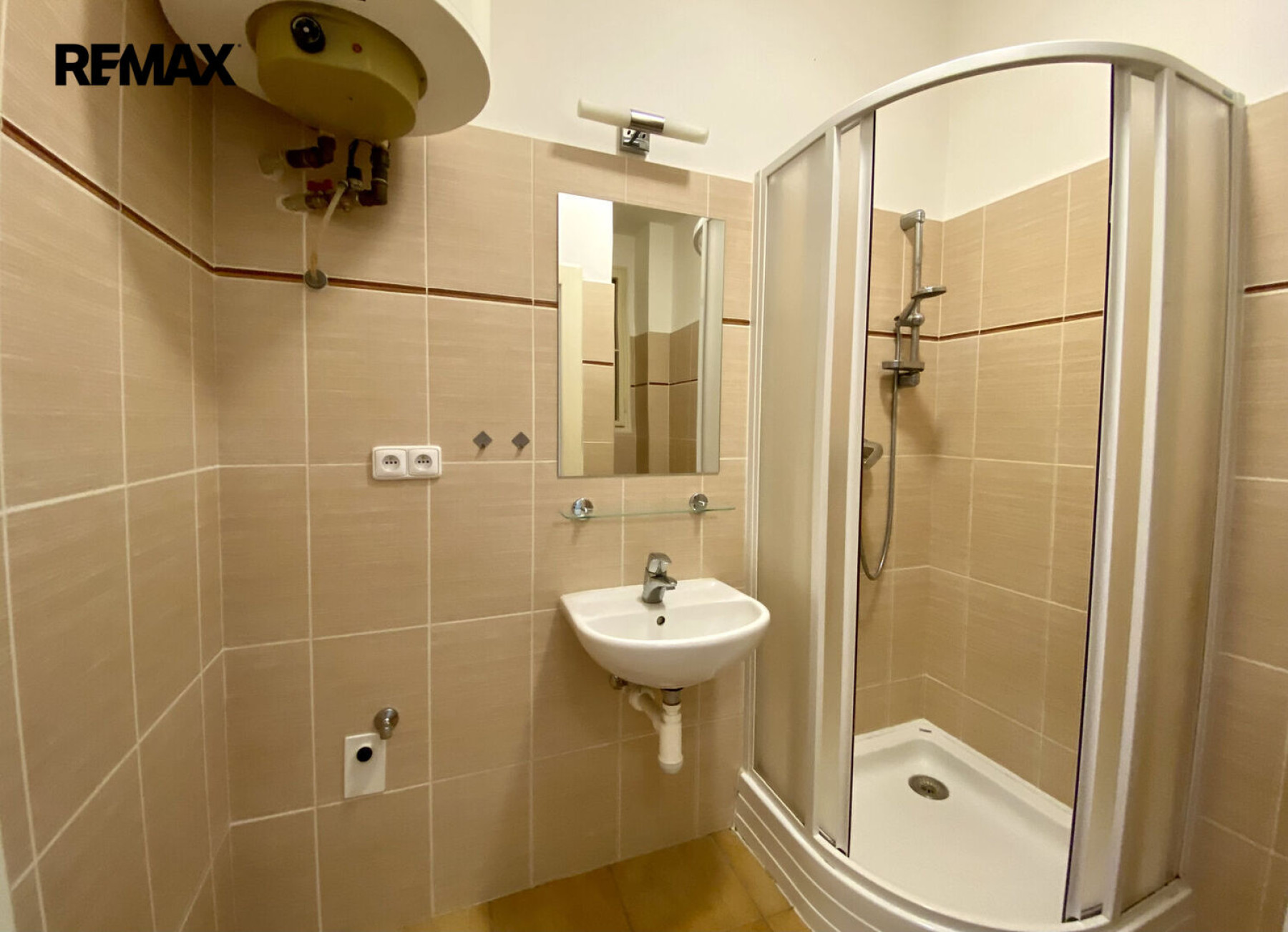Pronájem bytu 1+kk o výměře 24 m2, Praha 10, Vinohrady