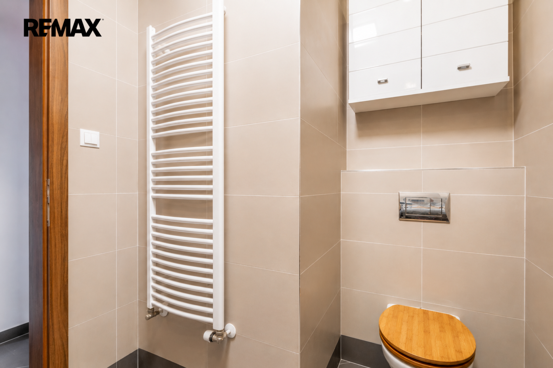 Prodej bytu 2+kk, 70,4 m², 2 balkony, garážové stání a sklep, Praha 9 – Letňany