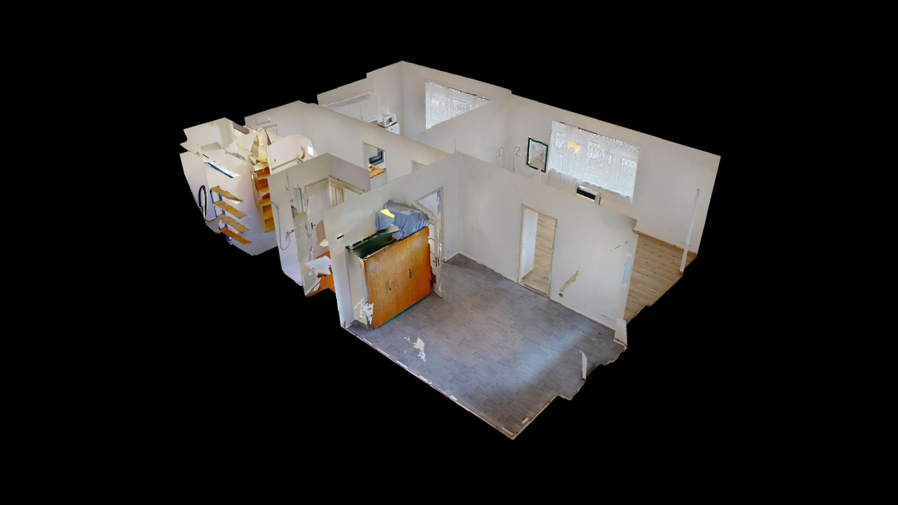Pronájem zrekonstruovaného bytu 2+1, 76,5 m² se sklepem a společnou zahradou, Praha 4