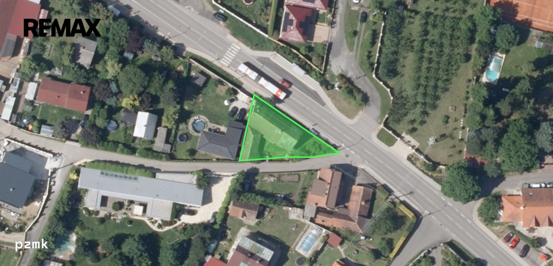 Prodej nemovitosti v obci Kamenice - Ládví