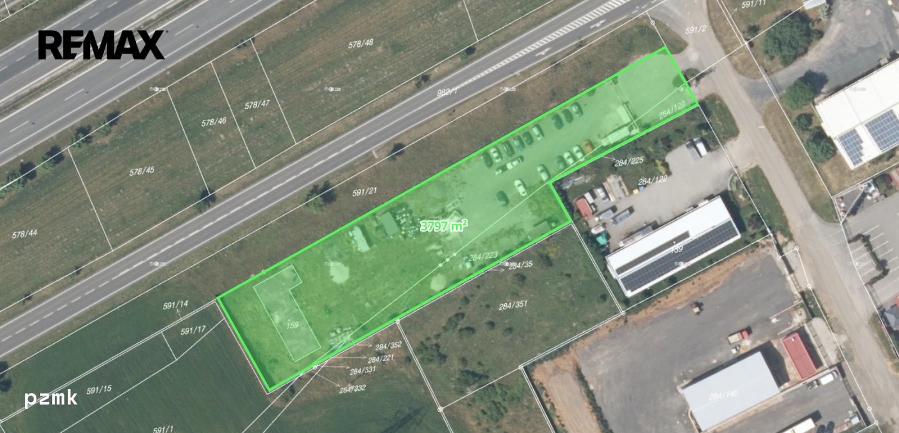 Prodej komerčního pozemku 3797 m2 u dálnice D5, Beroun - Chlustina