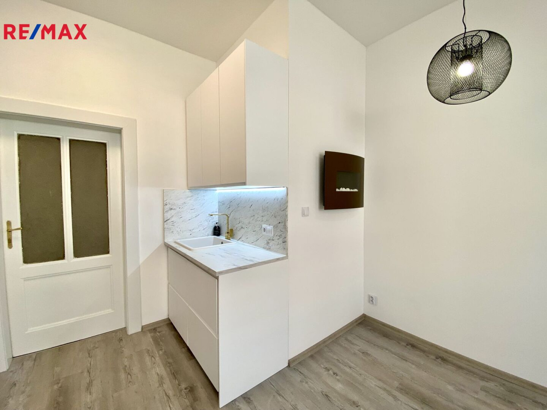 Prodej prostorného bytu po rekonstrukci 3+kk, 100 m2, Praha 1 - Nové Město