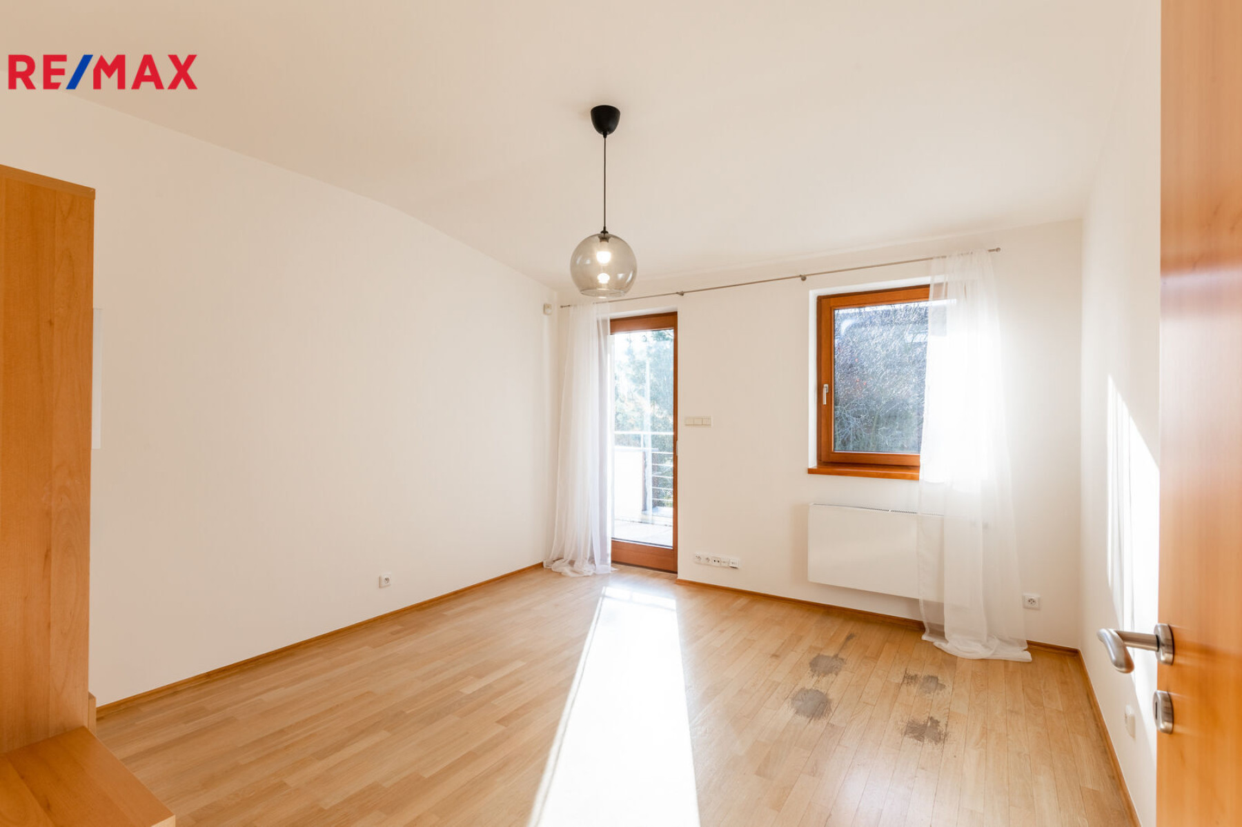 Prodej krásného domu v žádané lokalitě  Stodůlek, Praha 5