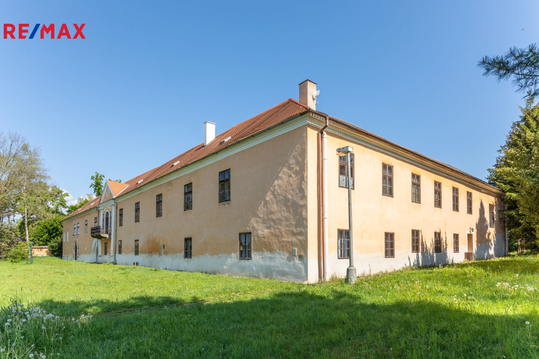 Prodej památky 2 200 m², pozemek 9296 m²