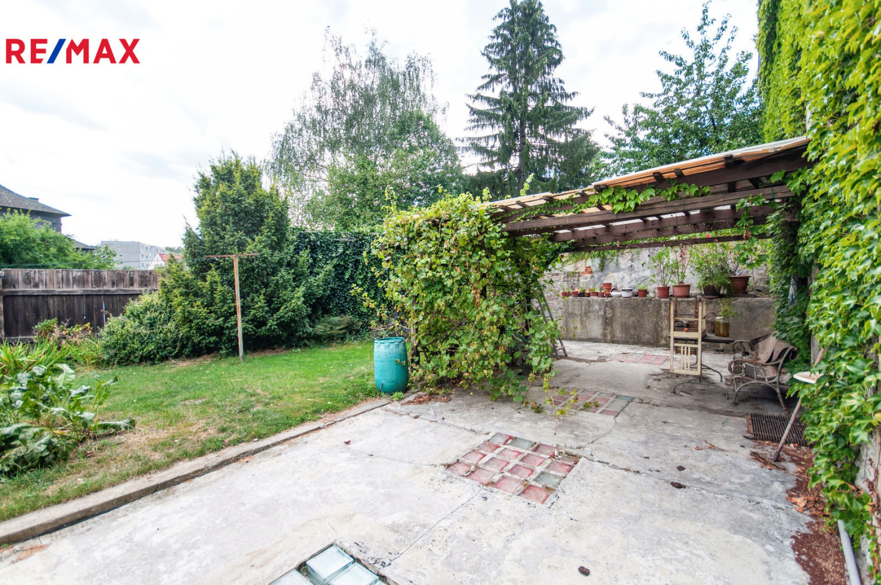 Prodej rodinného domu (bývalý mlýn) se zahradou 452m2, Český Dub IV