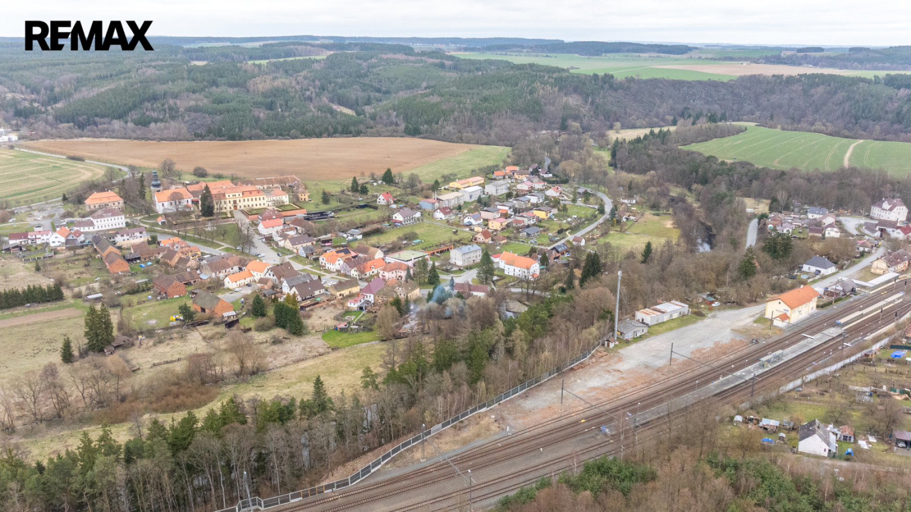 Činžovní dům s 8 byty ve Svojšíně