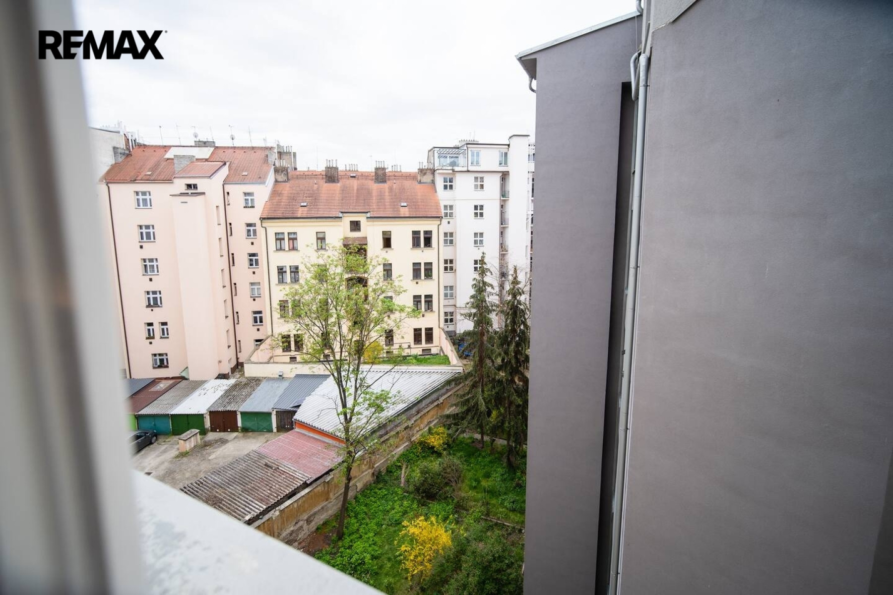 Pronájem bytu 2+1 42m2