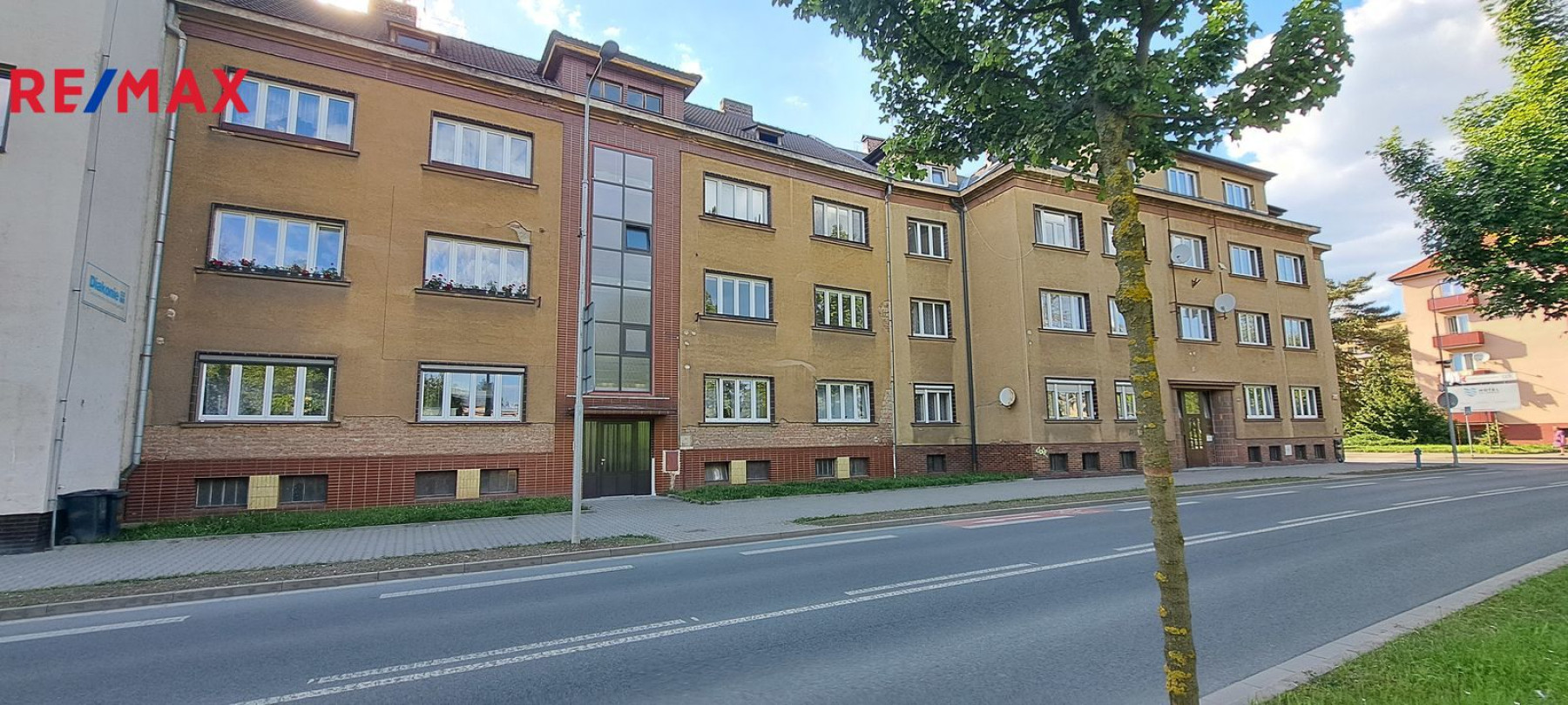 Prodej prostorného bytu 2+1, 74 m2, Dvůr Králové nad Labem