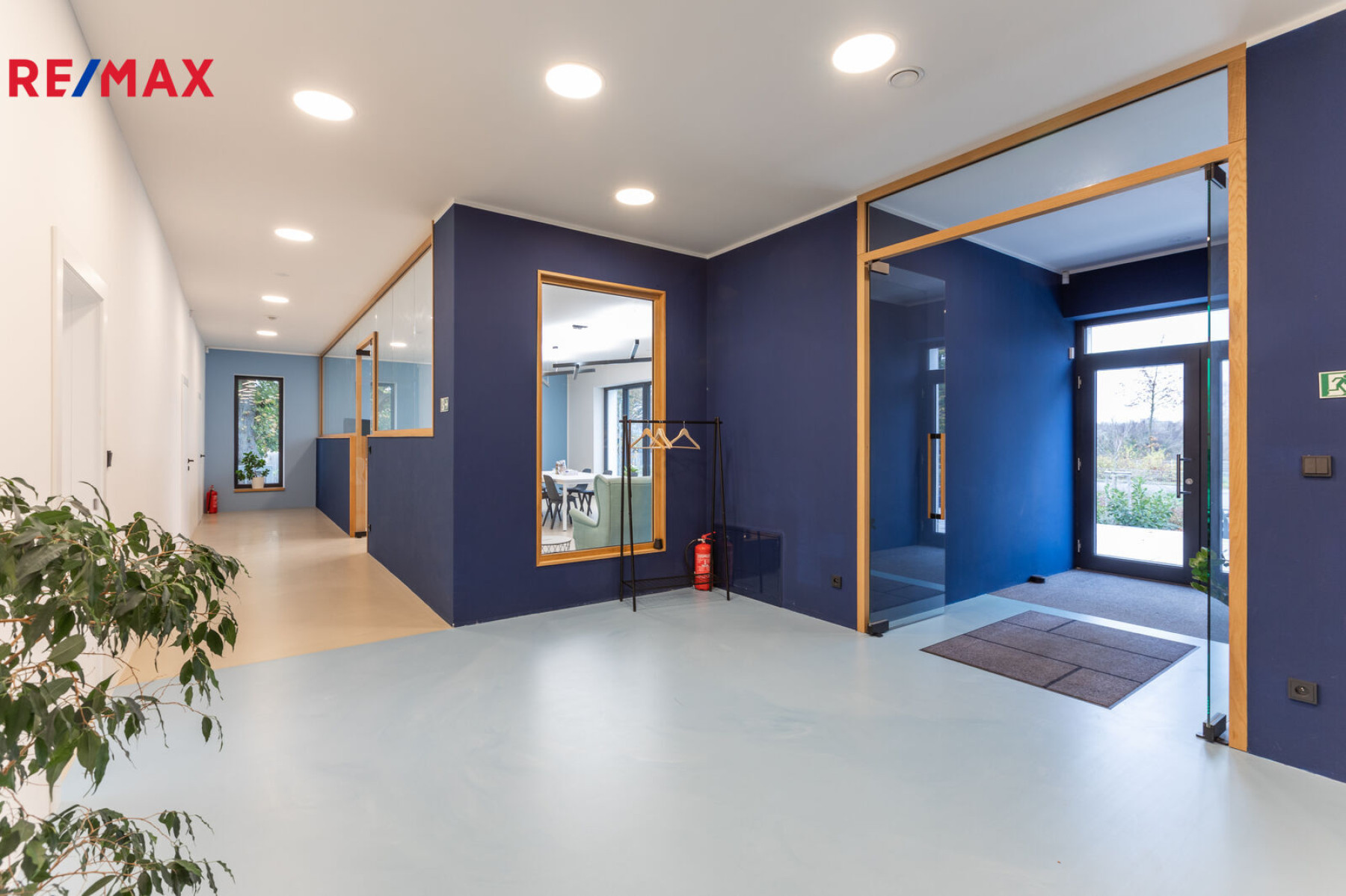 Pronájem kanceláře 24 m², Milovice