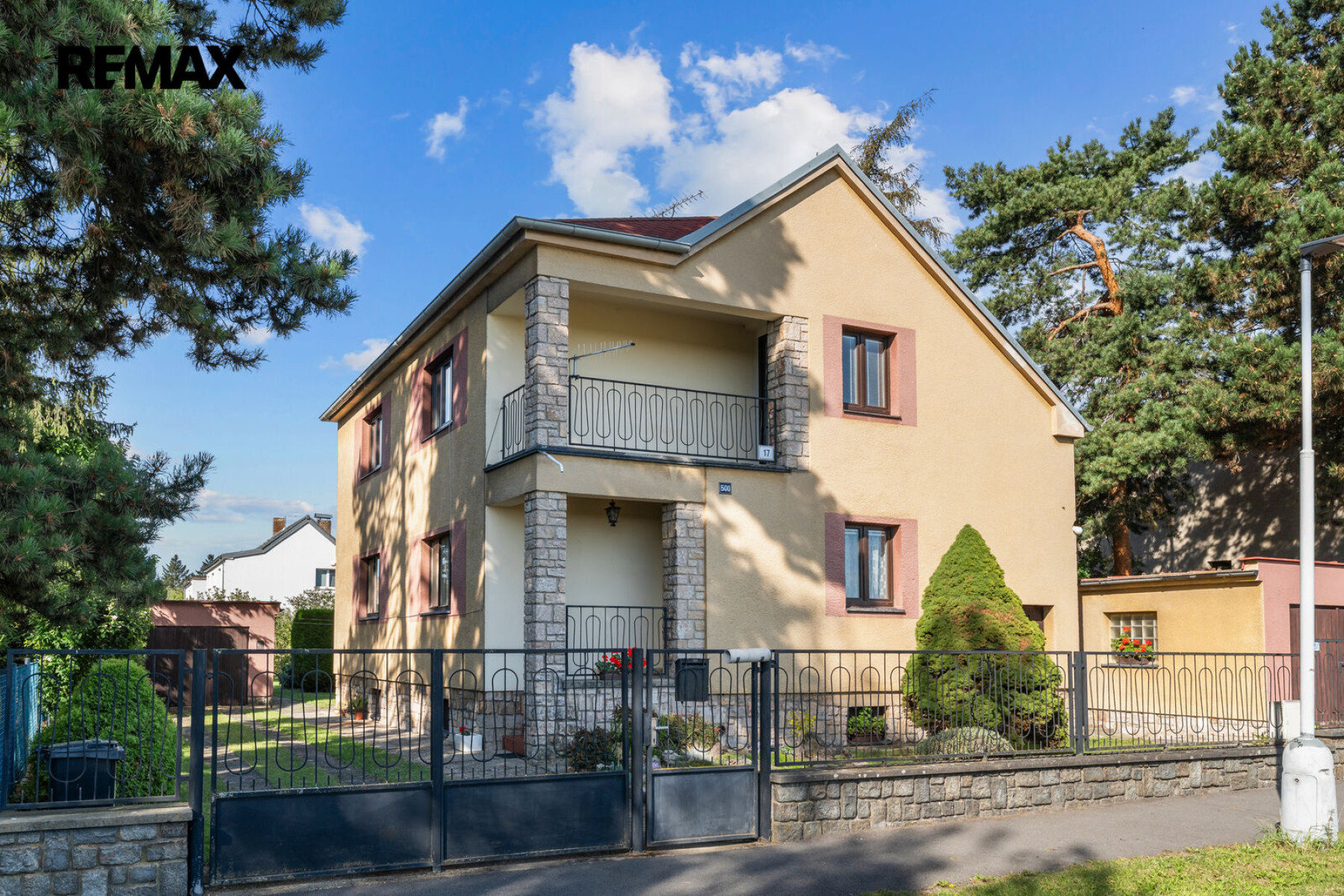 Nemovitost s potenciálem na skvělém místě ve Slivenci