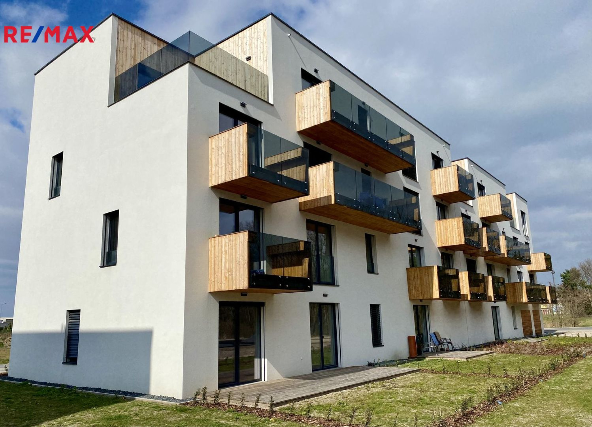 Krásný byt 2+kk v nízkoenergetické a bezbariérové novostavbě, Nymburk