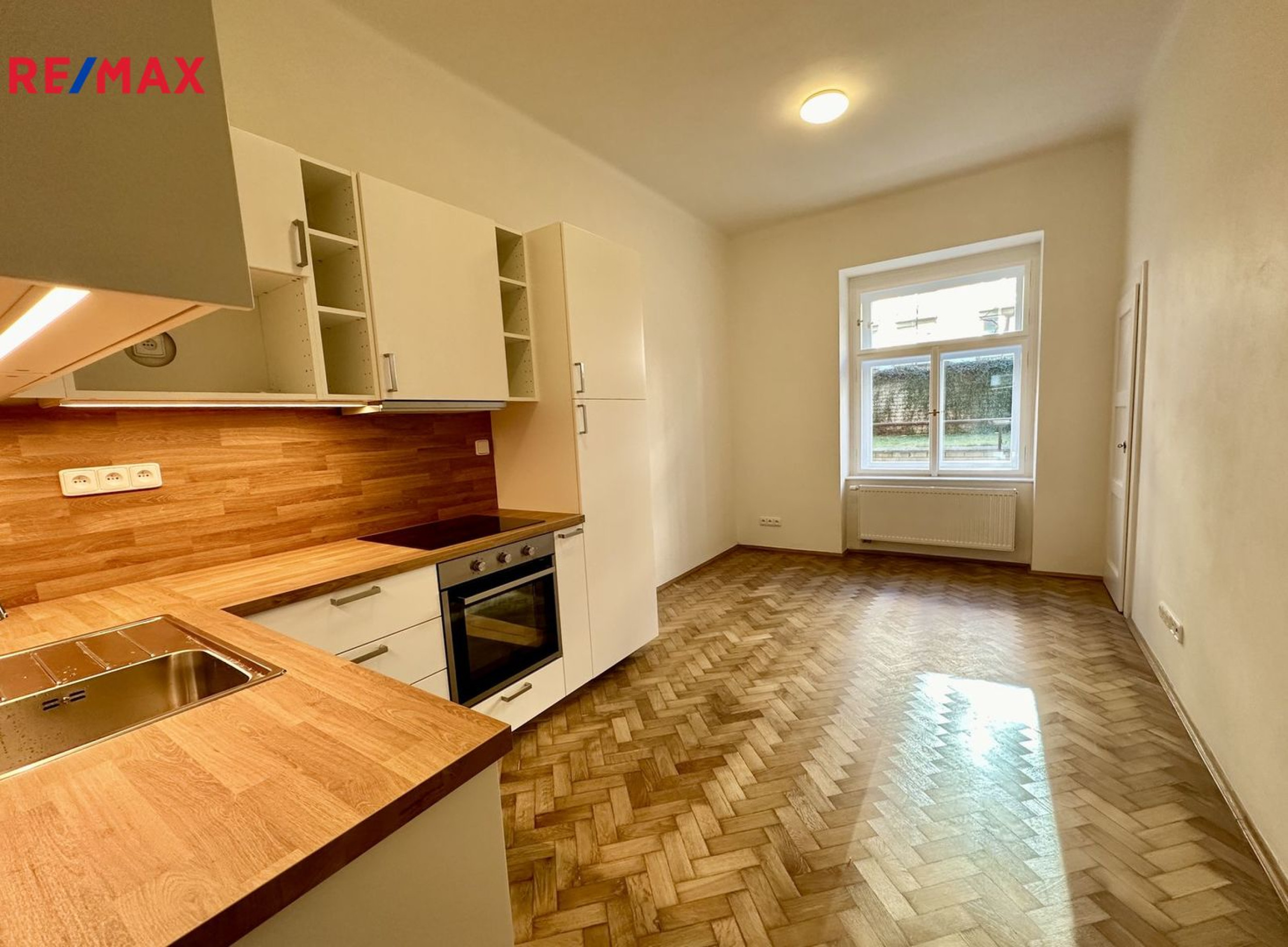 Pronájem bytu 2+kk o výměře 50 m2, Praha 10, Vinohrady