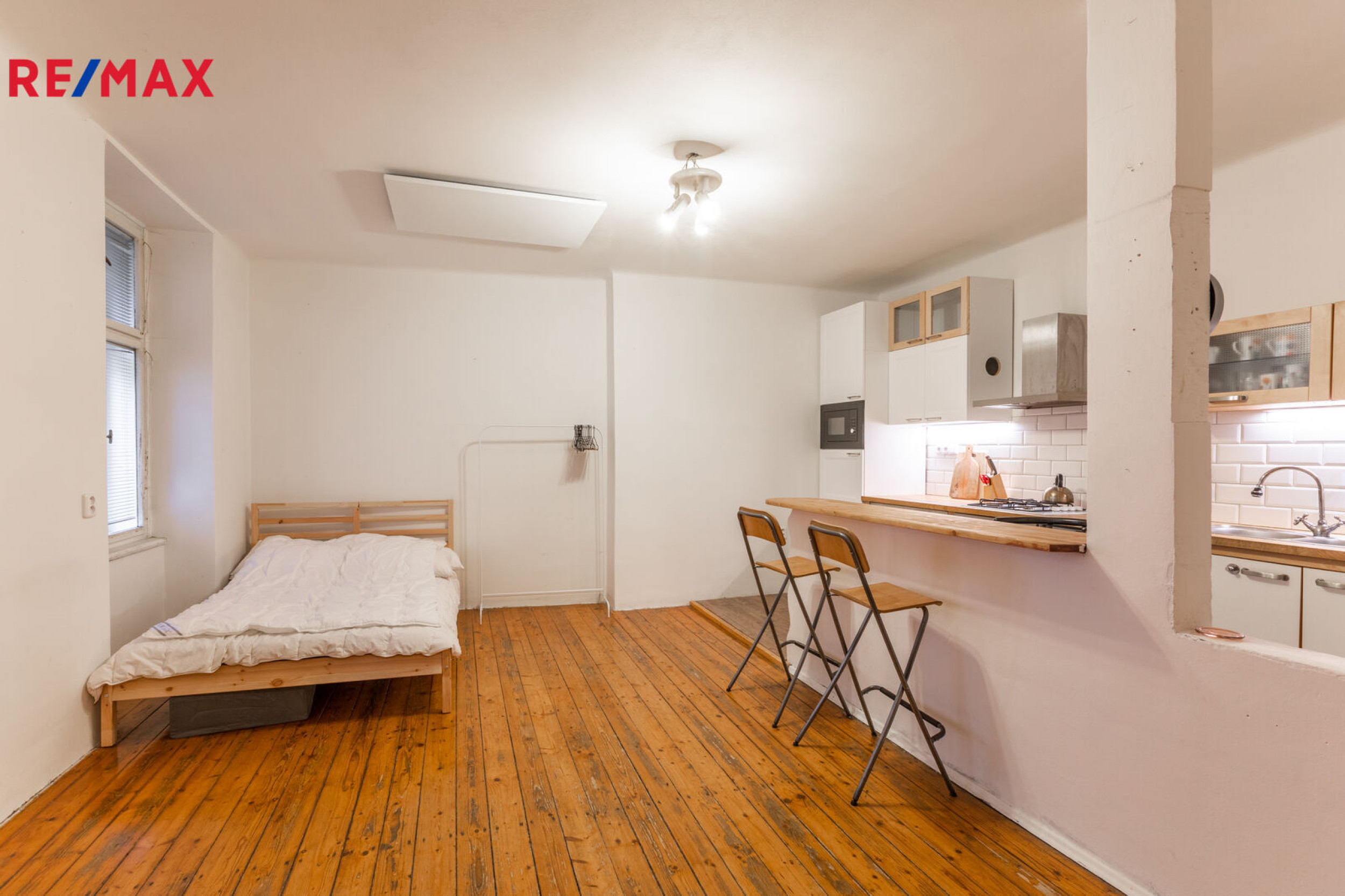 Pronájem bytu 1+kk, 32 m², Praha - Holešovice