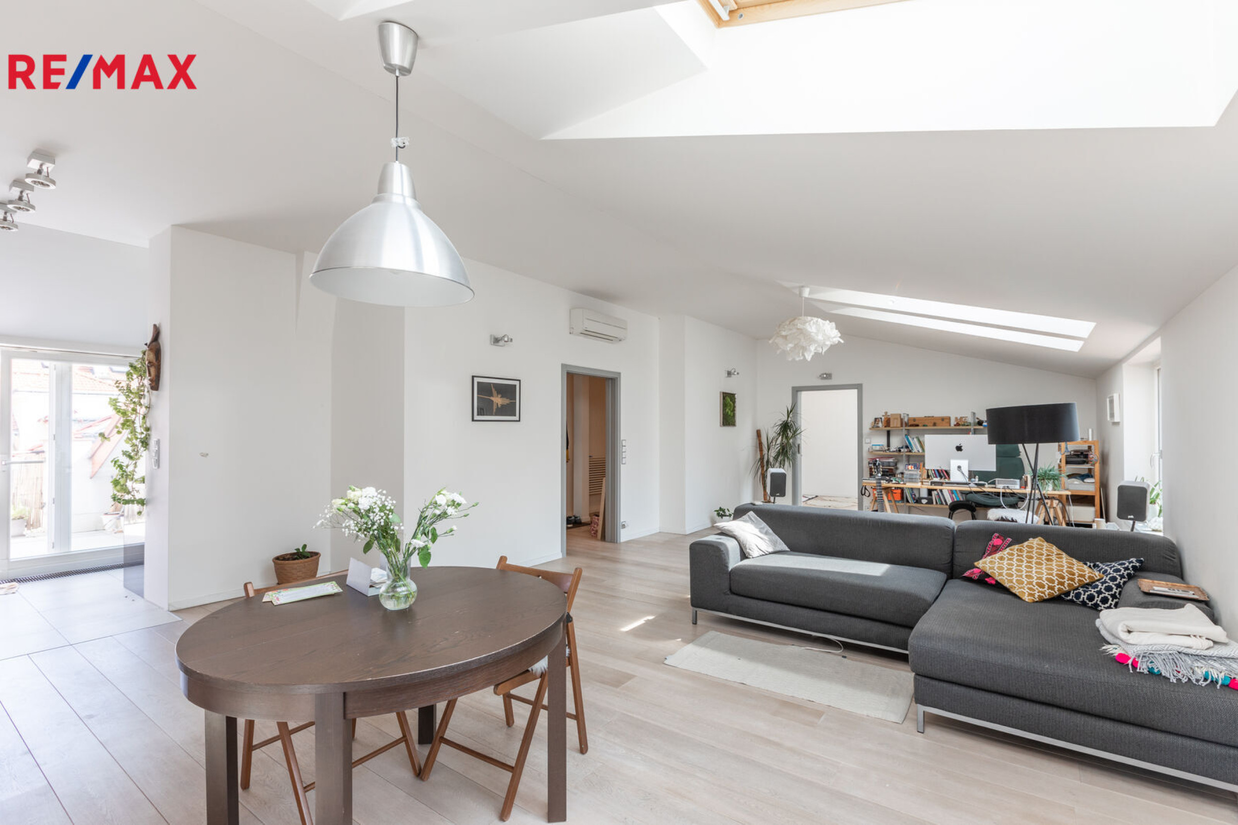 Pronájem bytu 2+kk 90 m²