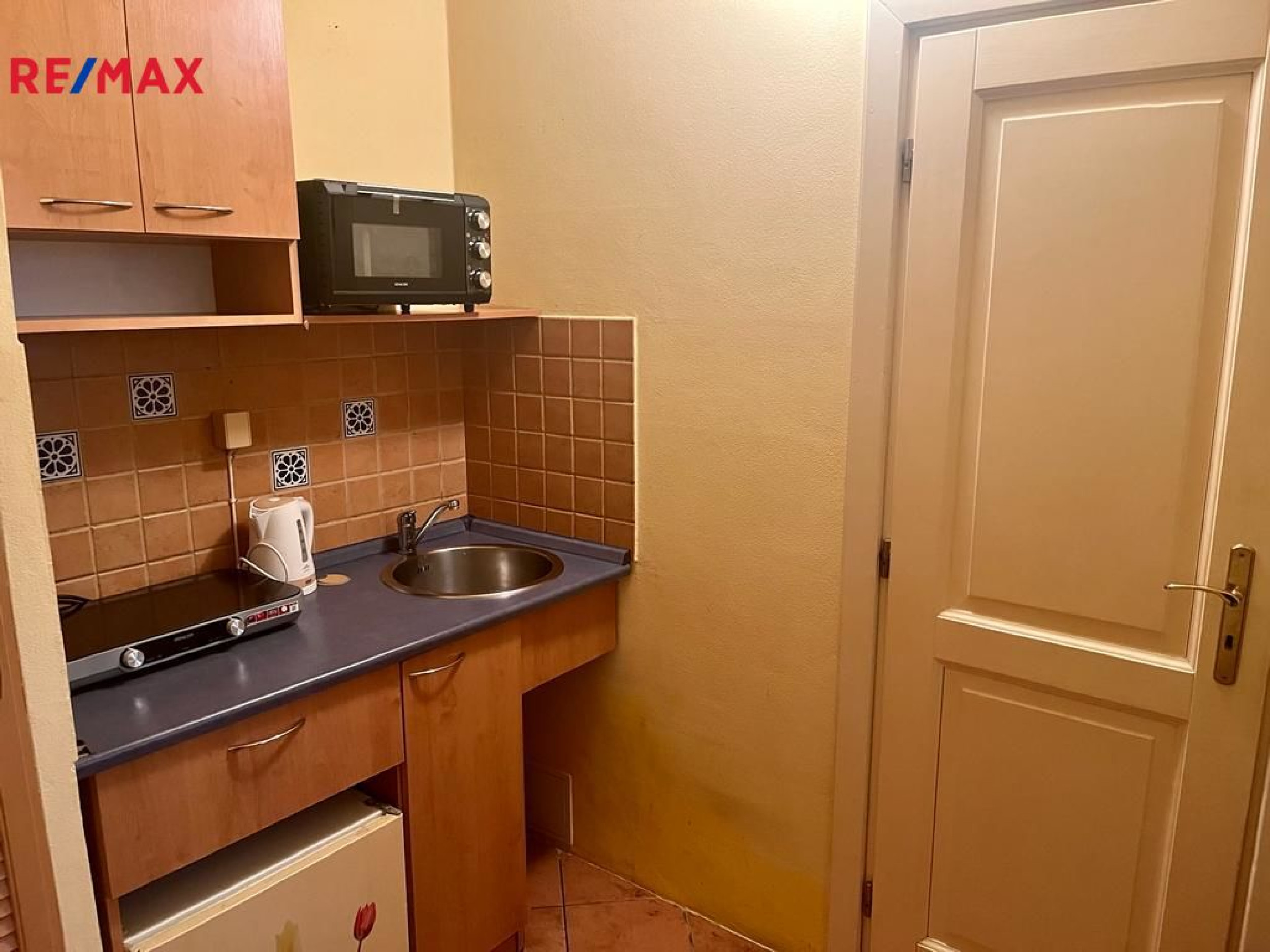 Pronájem bytu 1+kk, 20 m2 v centru Prahy, Nové Město