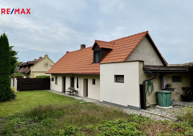 Pěkný dům po rekonstrukci 3+kk, 90 m2 - Bříství