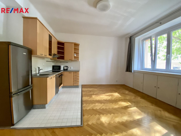Pronájem bytu 2+kk, 60 m2, Praha