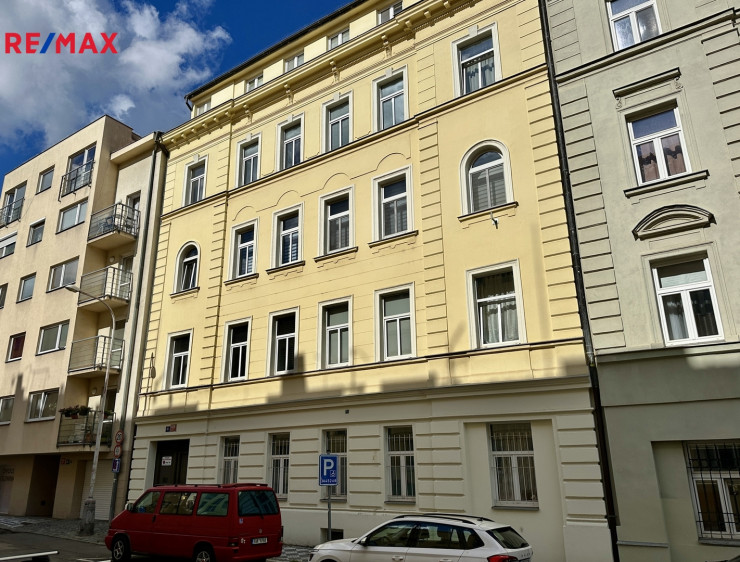 Prodej bytového domu v ulici Na Neklance, Praha 5 - Smíchov