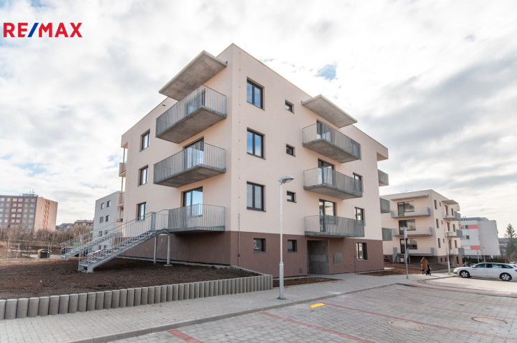 Pronájem bytu 1+kk 34,7 m²