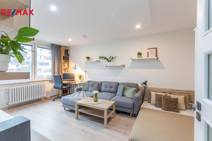 Prodej bytu 1+kk, 29 m2, Praha