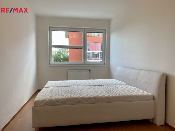 Prodej bytu 2+kk, 68 m2, Praha