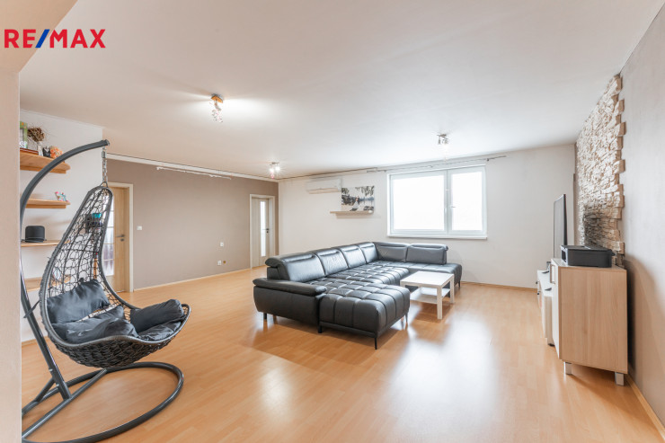 Prodej prostorného bytu 4+kk, 138 m2 v Liblicích, okr. Český Brod