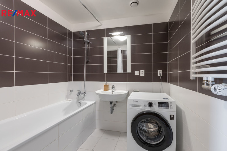 Pronájem bytu 3+kk 78,5 m², Praha - Libeň