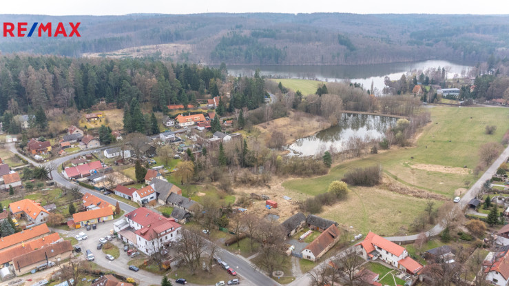 Prodej stavebního pozemku 1943 m², Vyžlovka, Praha-východ