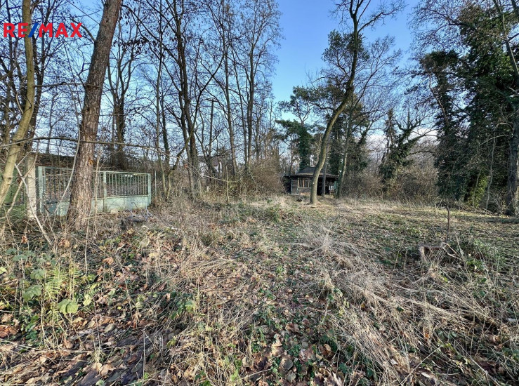 Prodej pozemku 1982 m2, Stará Boleslav