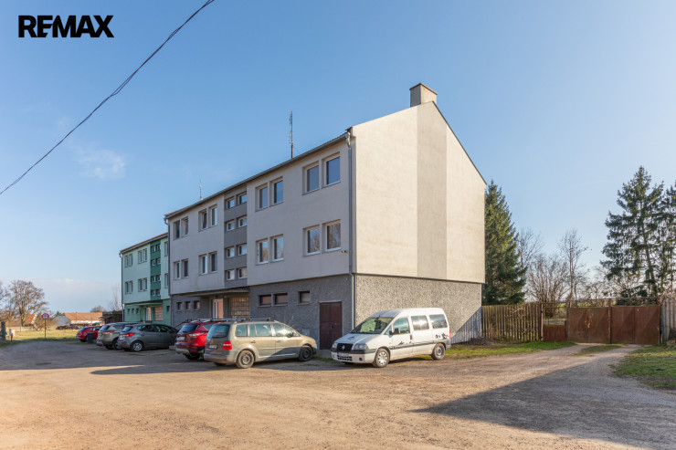 Činžovní dům s 5 byty v Úhonicích kousek od Prahy