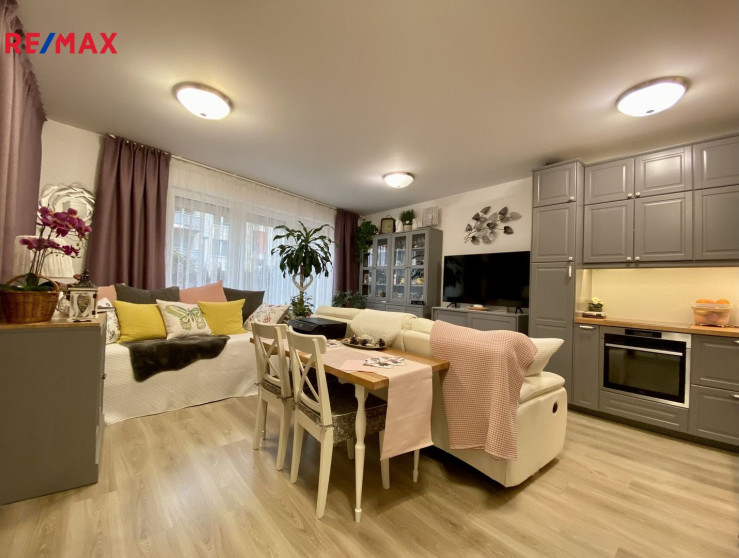 Prodej bytu 2+kk, 57 m2, Praha