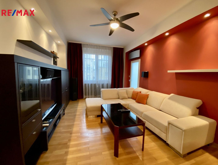 Pronájem bytu 2+1, 72 m2, Praha