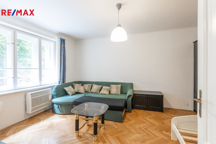 Slunný a klidný byt 1+1 40m2