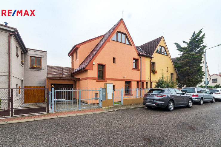 Nově zrekonstruovaný byt 3+kk v rodinném domě se zahradou