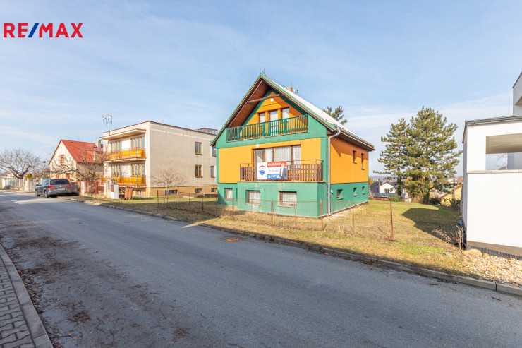 Prodej vícegeneračního rodinného domu 214 m² s pozemkem 477 m², Roztoky