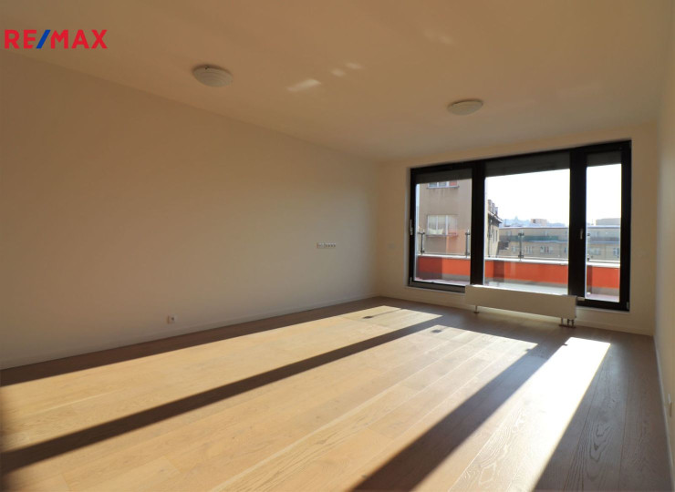 Pronájem luxusního bytu 3+kk s terasou a dvěma garážovými stáními, Praha 4 - Podolí
