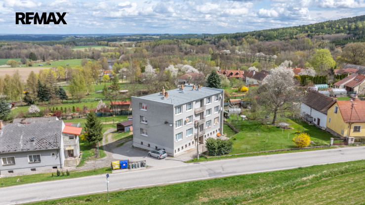 Bytový dům, 6x byt 3+1, Besednice