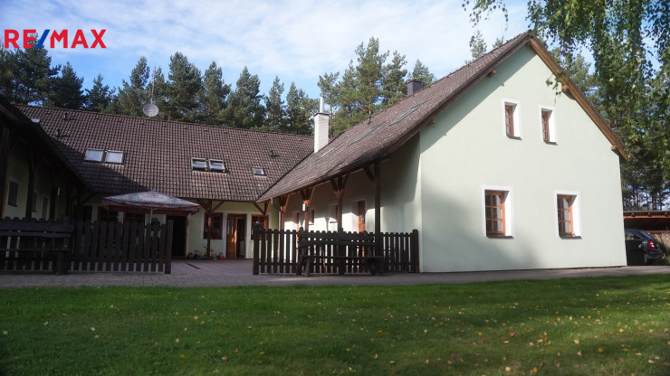 Prodej unikátní nemovitosti s rozsáhlým pozemkem, Tušť - Suchdol nad Lužnicí