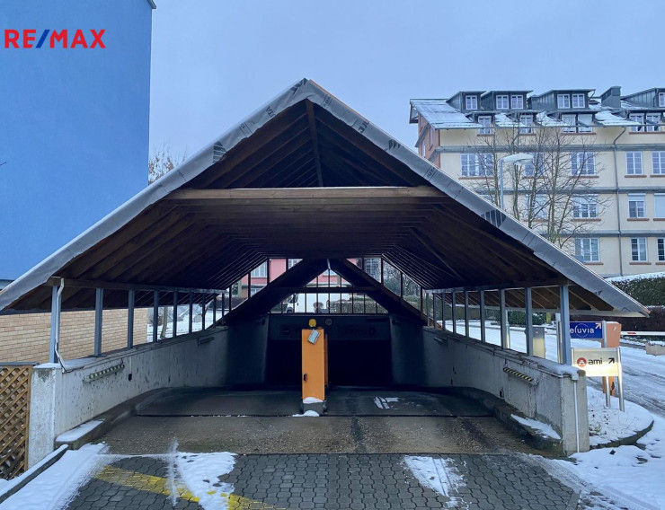 Prodej garážového stání, Praha 6 - Veleslavín